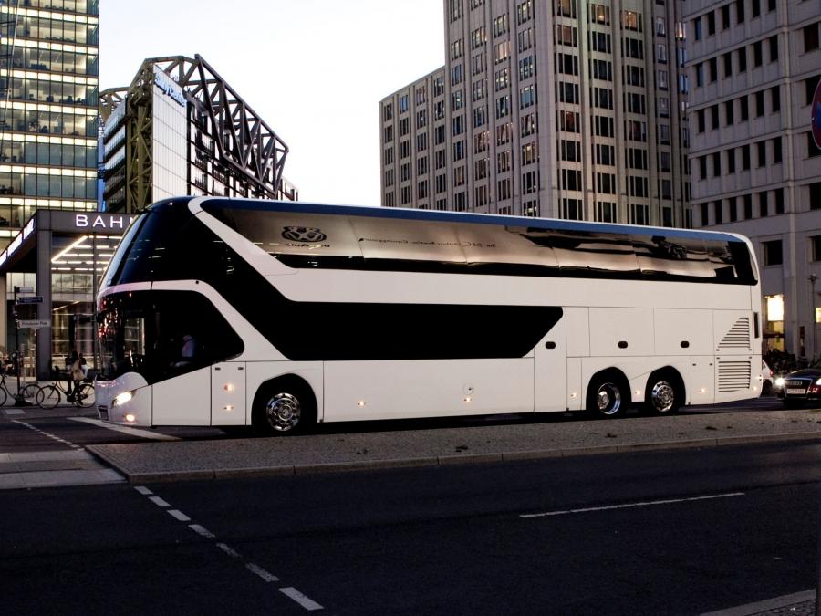  Neoplan Skyliner 2010 года  (фото 12 из 13)